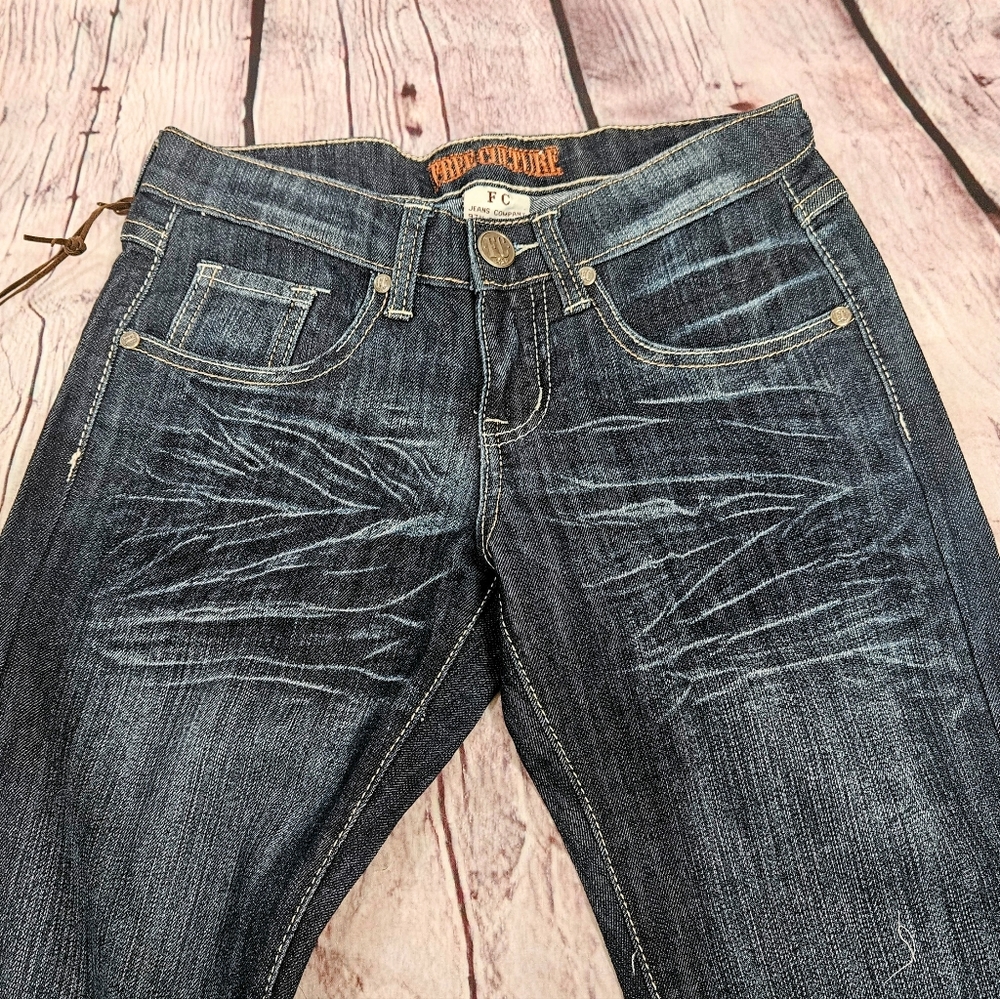 Free Culture NWT Size 0 Low Rise Dark Wash Skinny Jeans - Picture 3 of 7
